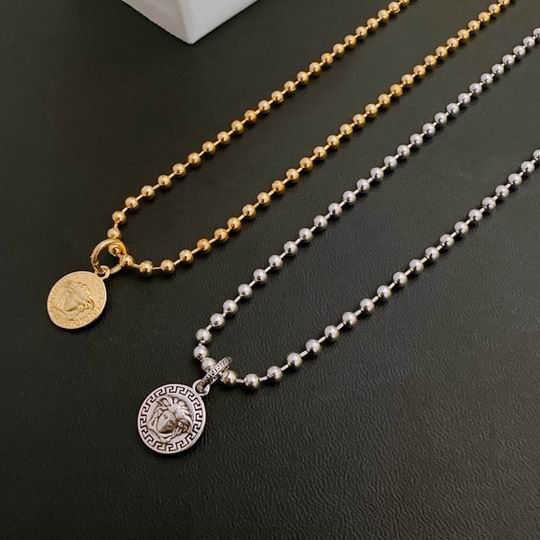 Versace necklace 11lyh93